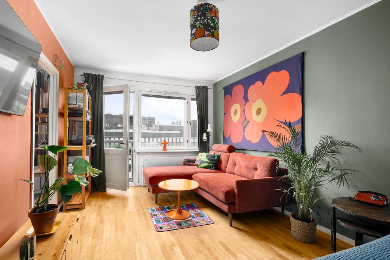 Wehost Spacious Traveller'S Hq Above Metro @Vilhonvuorenkuja 16 Apartment เฮลซิงกิ ภายนอก รูปภาพ
