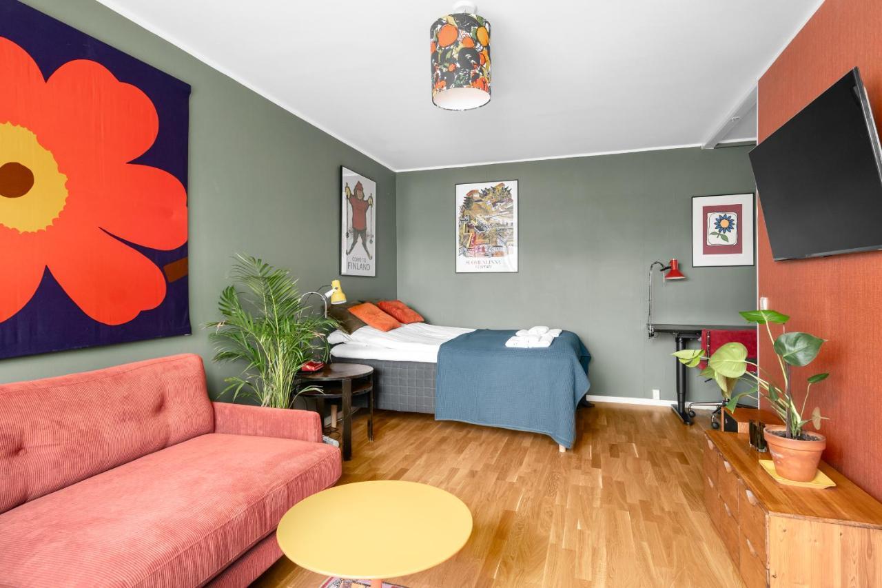 Wehost Spacious Traveller'S Hq Above Metro @Vilhonvuorenkuja 16 Apartment เฮลซิงกิ ภายนอก รูปภาพ